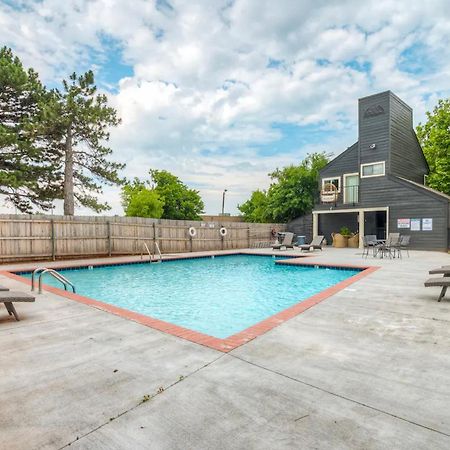 אוקלהומה סיטי Cozy Updated Cove Of Heaven, 5Mins To Lake Hefner! מראה חיצוני תמונה